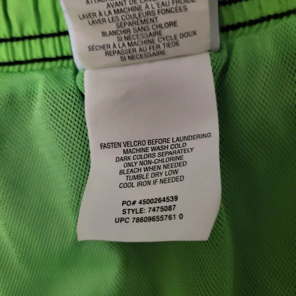 Speedos Men's Swim Trunks,‎ Black / Green Trim Design, Size XL